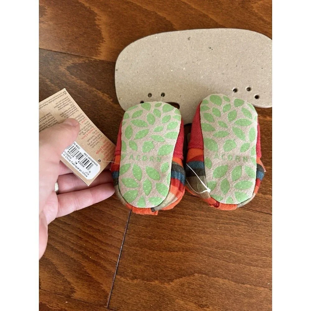 Acorn Baby Tots Hedgehog Baby Slippers Green Fur lined‎ NEW 6-12 Months